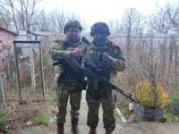 Замполит Бадранов — живой и здоровый (слева)