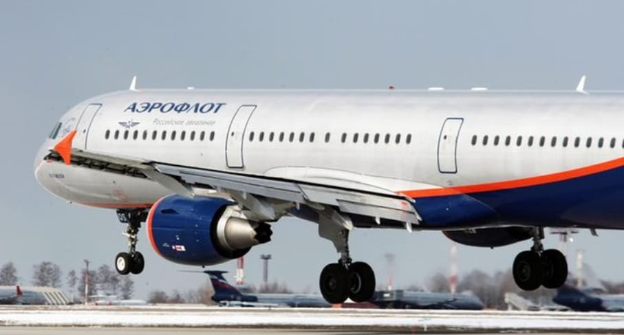 Минторг США запретил обслуживание 100 самолетов из РФ, включая борт миллиардера Абрамовича