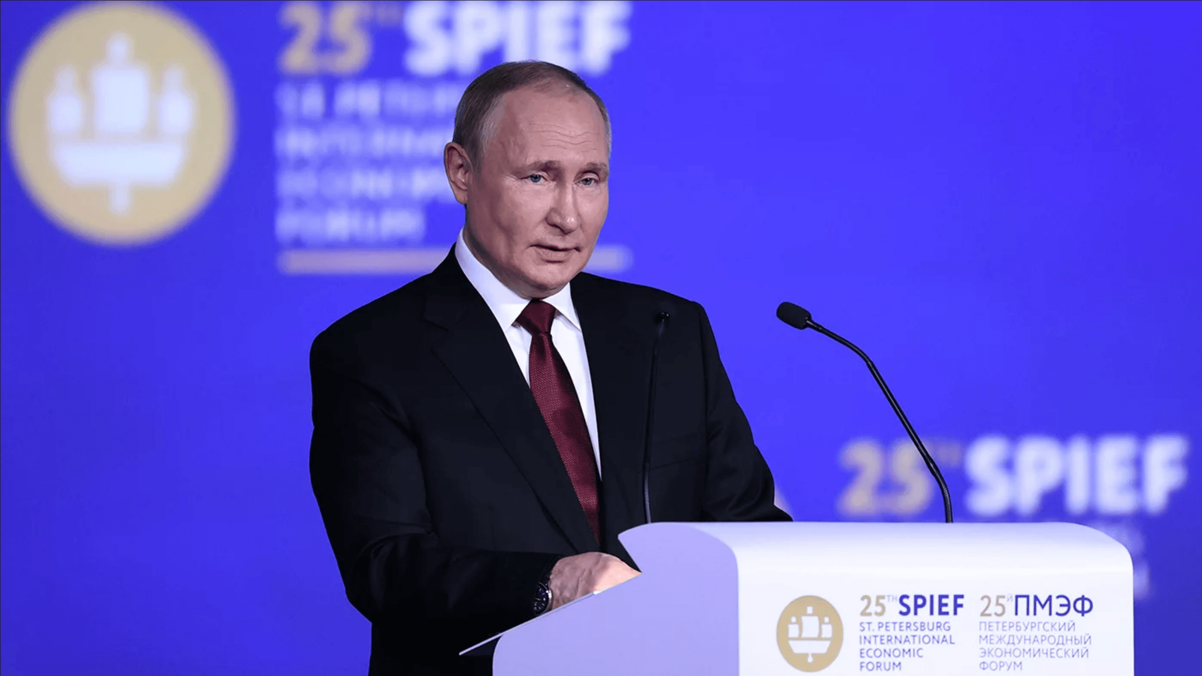 Фейк Путина: в ЕС из-за инфляции падают реальные доходы населения, а Россия своих граждан защитила