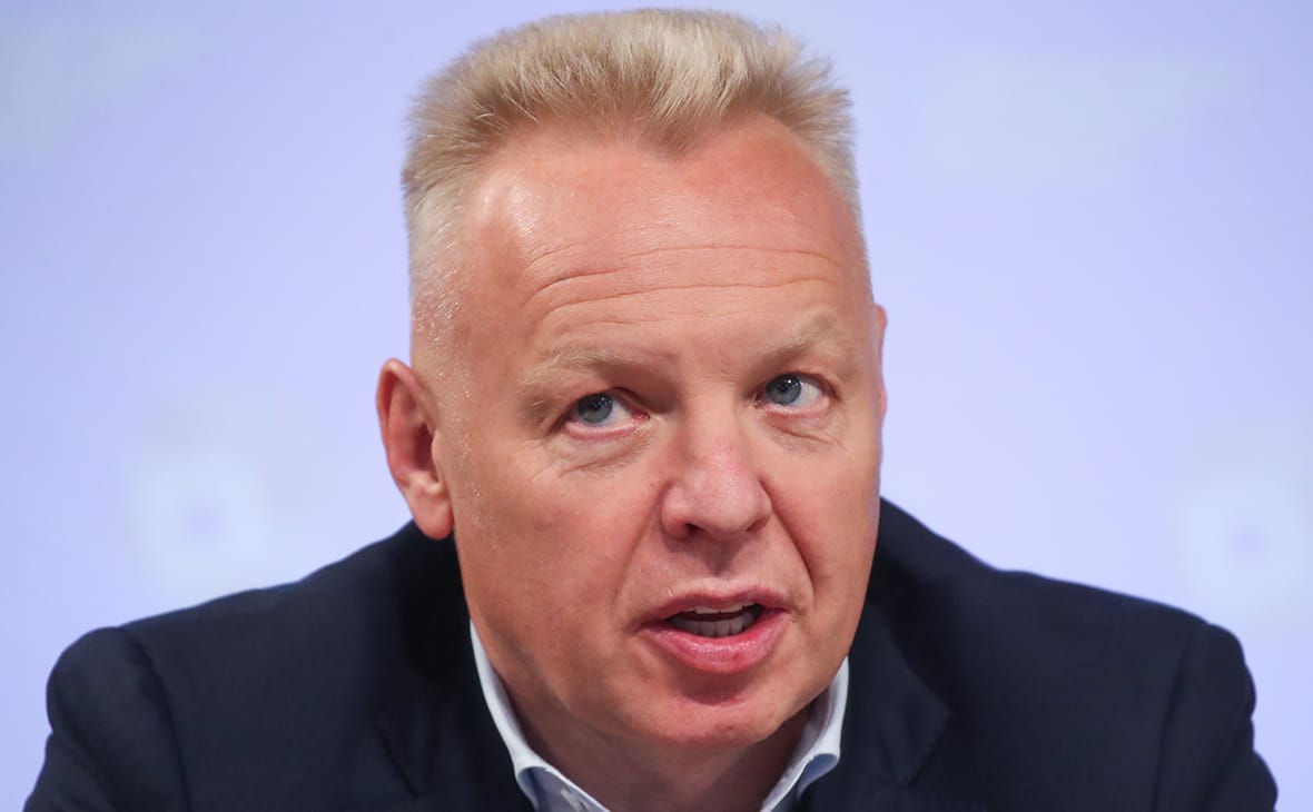 The Guardian: На Сардинии пропала яхта российского олигарха Мазепина