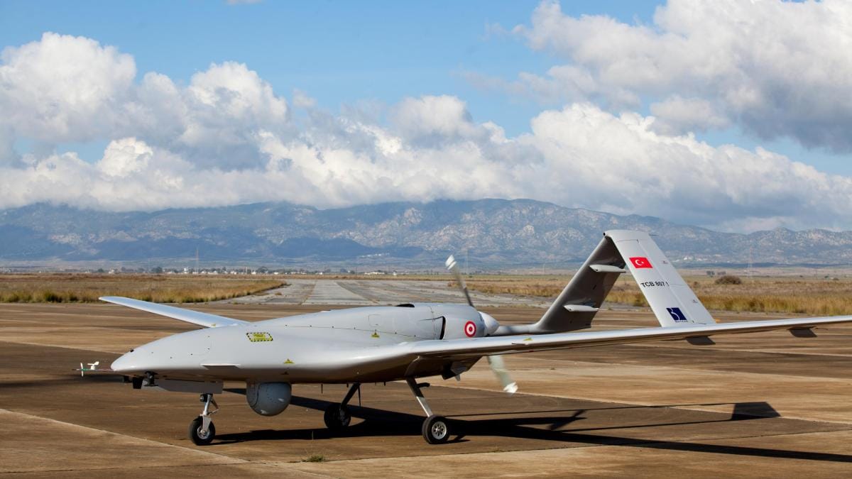 В Украине началось строительство завода по производству турецких ударных беспилотников Bayraktar