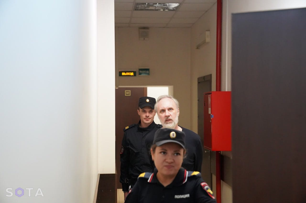 Обвинение запросило 7 лет колонии для священника Иоанна Курмоярова за «фейки об армии»