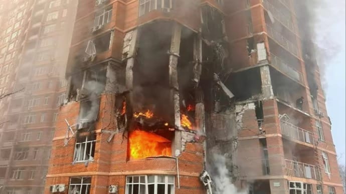 Свыше 22 человек погибли и 132 пострадали в результате утреннего удара по Украине — «Украинская правда»