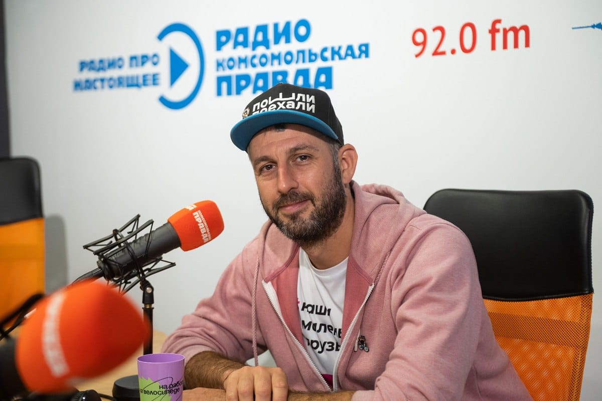 В Петербурге по обвинению в госизмене арестован велоактивист и юрист, помогающий россиянам получить ВНЖ в Европе