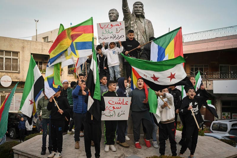 «Мы выберем меньшее зло». Сирийские друзы попросили Израиль присоединить к себе территорию шести их деревень