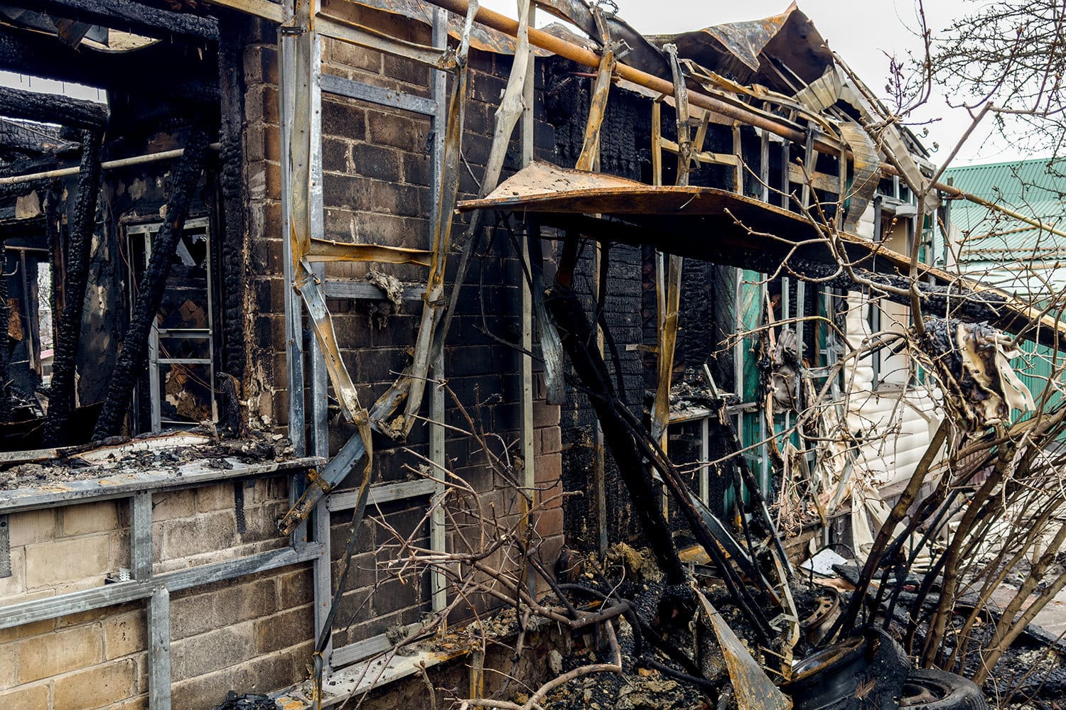 Переселенцы из Курской области не могут купить новое жилье на жилищные сертификаты, а старое их заставляют отдать государству