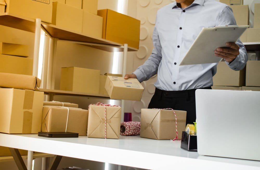 Минфин предложил ввести НДС для зарубежных товаров с маркетплейсов с 2027 года. По плану он составит 20% к 2030 году