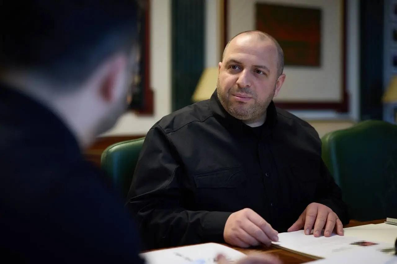 «Ну это тебе один звонок *бана в рот». НАБУ заявило о попытках незаконного влияния Миндича на экс-министра обороны Умерова