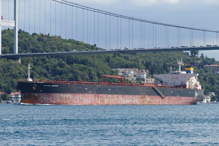 На атакованном в Средиземном море украинскими беспилотниками танкере Qendil ходили бойцы ГРУ и ЧВК Вагнера — Центр «Досье»