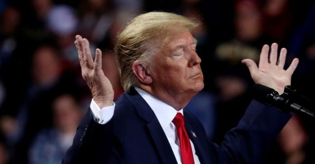 Хакеры REvil начали публиковать документы известной юрфирмы с упоминанием Трампа