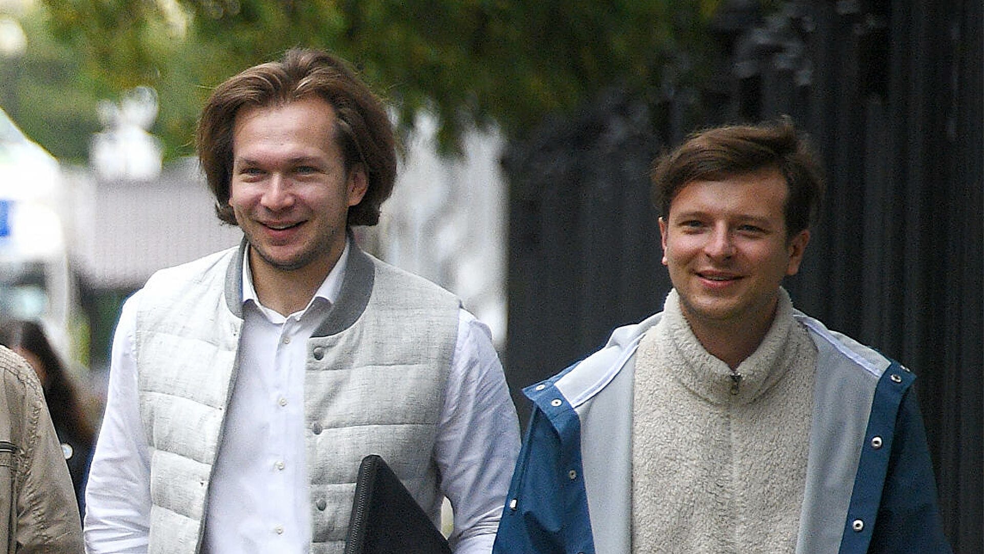 «Она кричала, что никуда не поедет, и разорвала паспорт». Кравцов и Родненков рассказали, что происходило с Колесниковой на границе