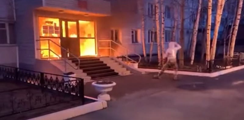 Поджоги военкоматов будут квалифицировать как теракты, за них может грозить до 15 лет лишения свободы — Генштаб