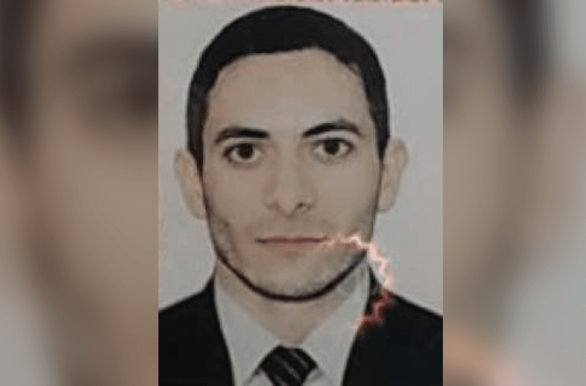 Гея из Чечни задержали в Домодедово и увели в подвал. Ему сообщили, что за ним выехали чеченские силовики