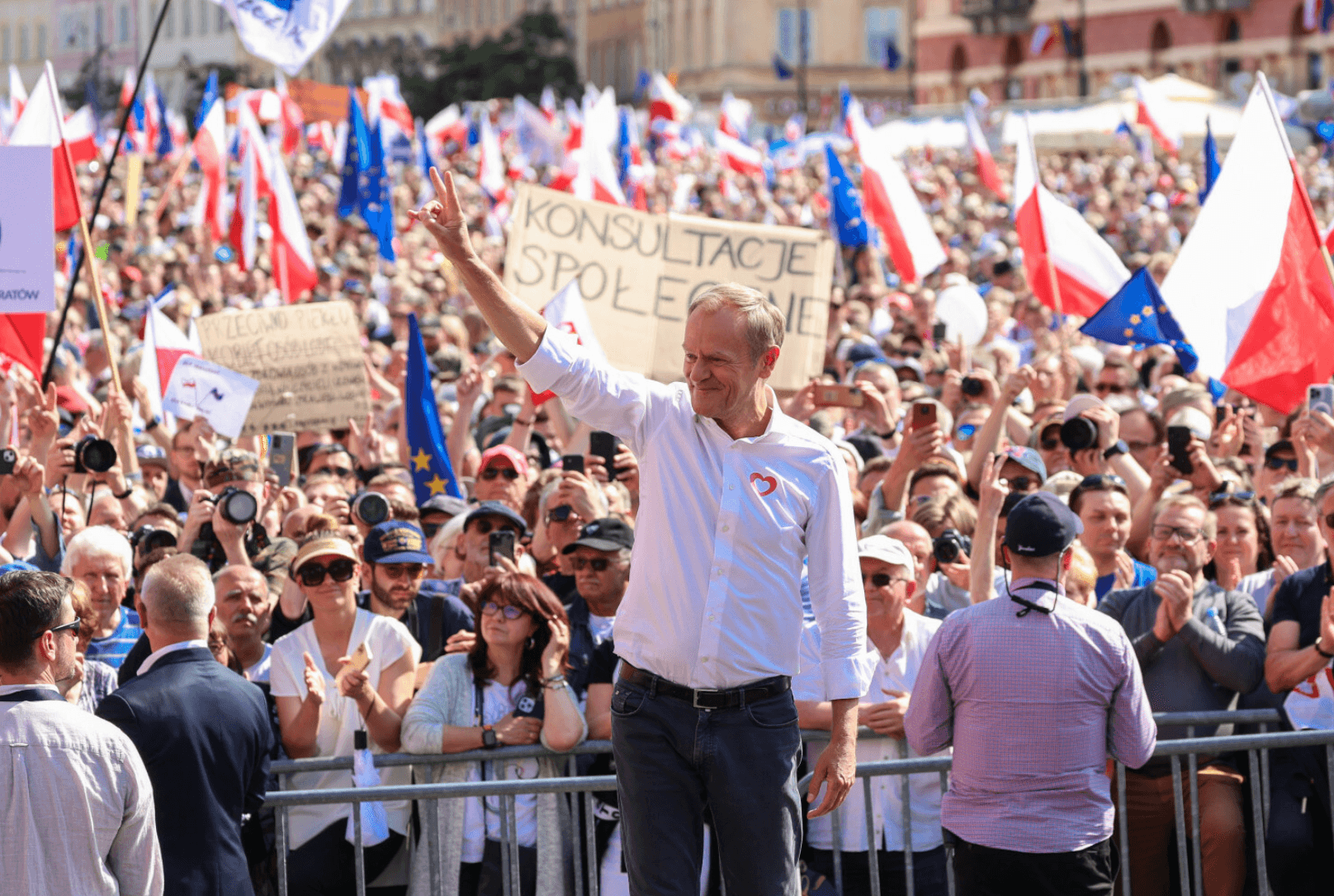Три, два, один, Туск! Рекордные протесты в Польше показали — шансы на скорую смену власти высоки
