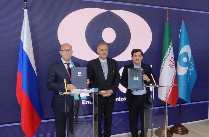 Иран подписал с Россией соглашение на строительство новой АЭС в исламской республике. Стоимость проекта оценивается в $25 млрд