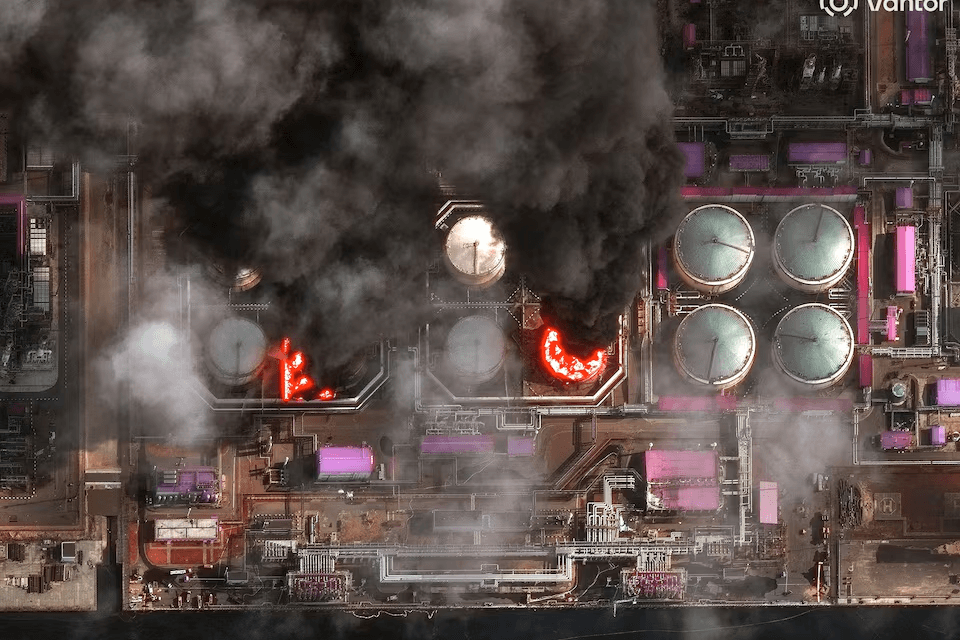 Экспорт российской нефти из портов Приморска и Усть-Луги сократился до минимума с 2022-го после серии ударов беспилотников — Bloomberg