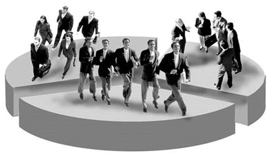 Bloomberg: 14 млн россиян за последние 2 года вышли из категории среднего класса