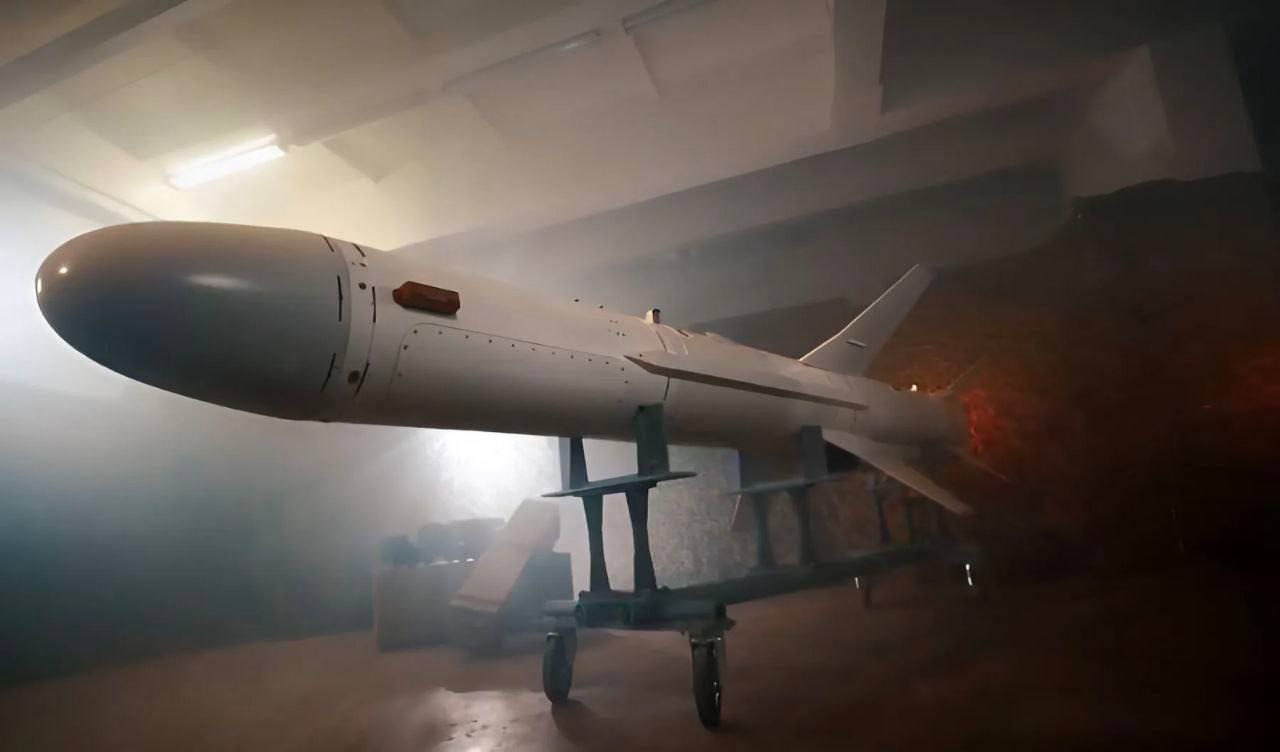 Ракета «Длинный Нептун». Скриншот из видео Владимира Зеленского