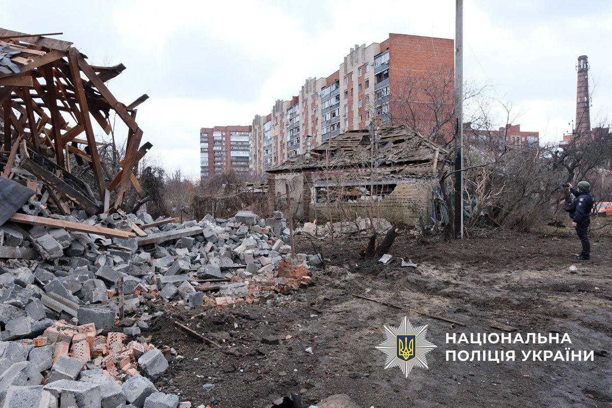 Последствия российского удара по Славянску в Донецкой области