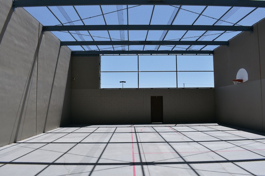 Обстановка в центрах содержания мигрантов в США