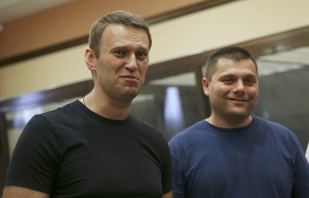 Алексей Навальный и Петр Офицеров