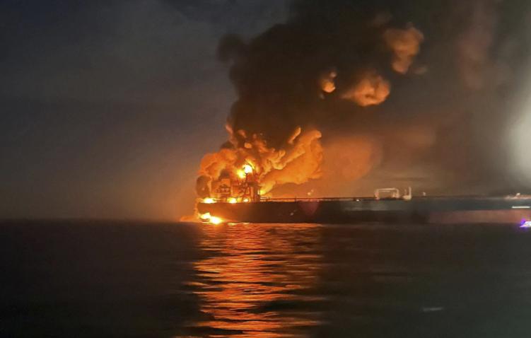 Атакованный у берегов Турции танкер Virat. Turkish Directorate General for Maritime Affairs/ Handout via REUTERS