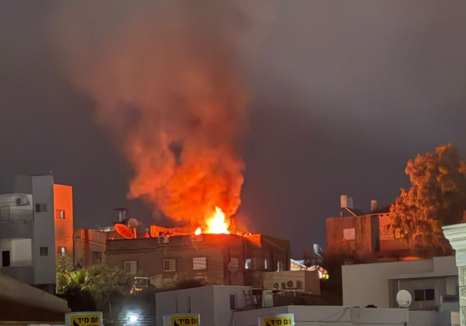 Фото: последствия обстрела на севере Израиля / соцсети 